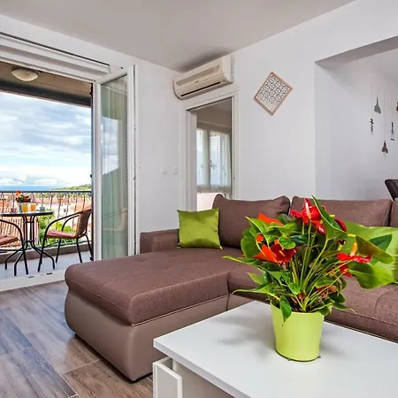 Apartment Apartman Ulika